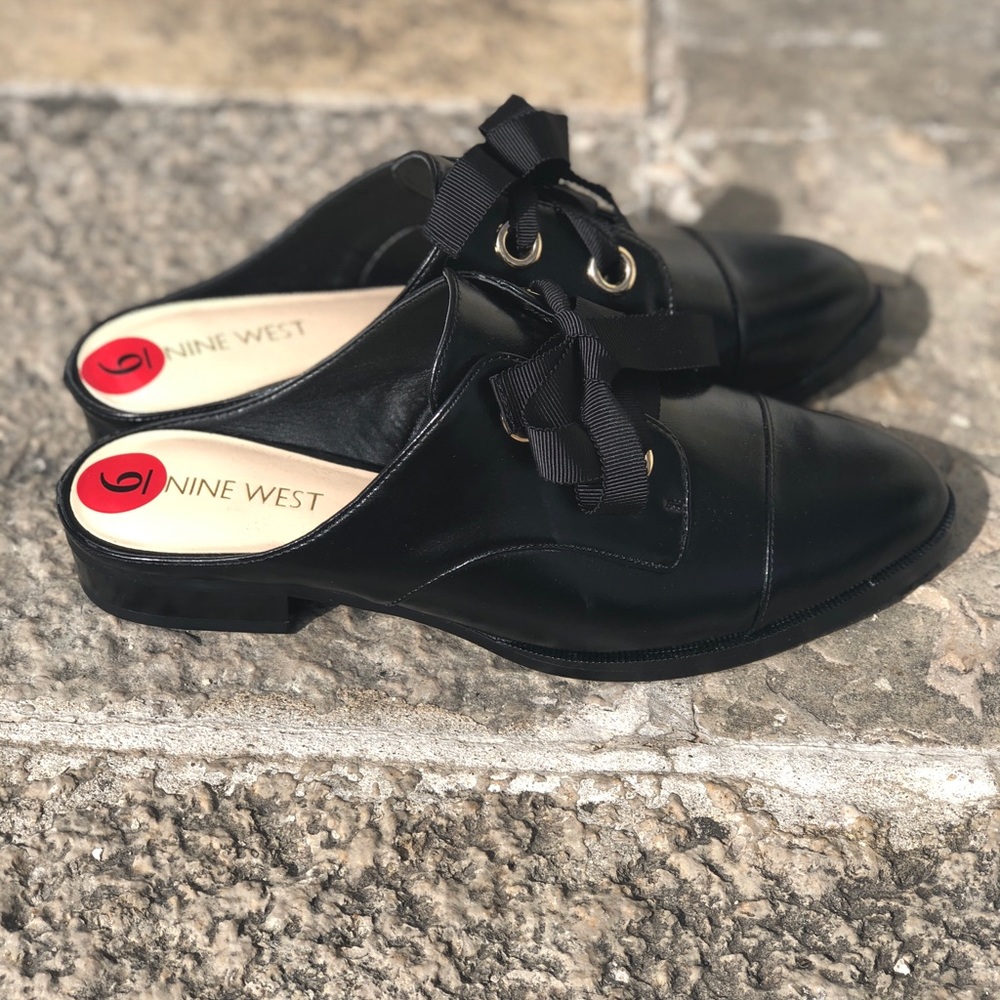 Slide In Shoes. - Picture 2 of 3